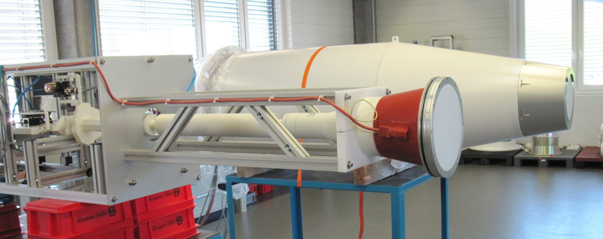 K/Kaband Feeds for European Data Relay Satellite System (EDRS) MIRAD